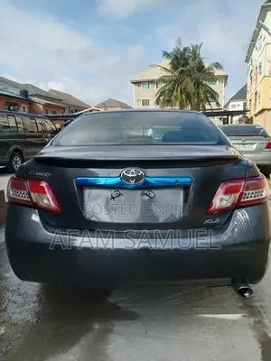 Toyota Camry 2009 Gray