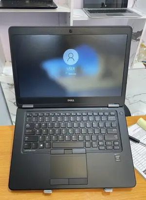 Laptop Dell Latitude 7450 8GB Intel Core i5 SSD 256GB