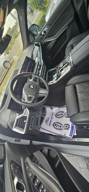 New BMW X7 2025
