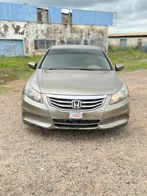 Honda Accord 2.0 i-VTEC 2009 Gold