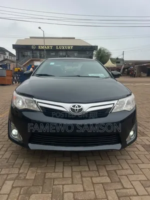 Toyota Camry LE 4dr Sedan (2.5L 4cyl 6A) 2014 Black