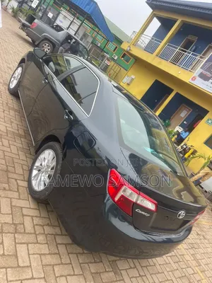 Toyota Camry LE 4dr Sedan (2.5L 4cyl 6A) 2014 Black