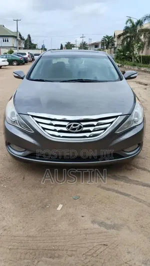 Hyundai Sonata 2011 Gray