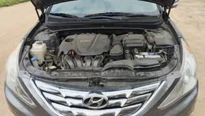 Hyundai Sonata 2011 Gray