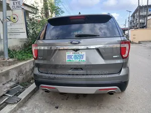 Ford Explorer 2017 Gray