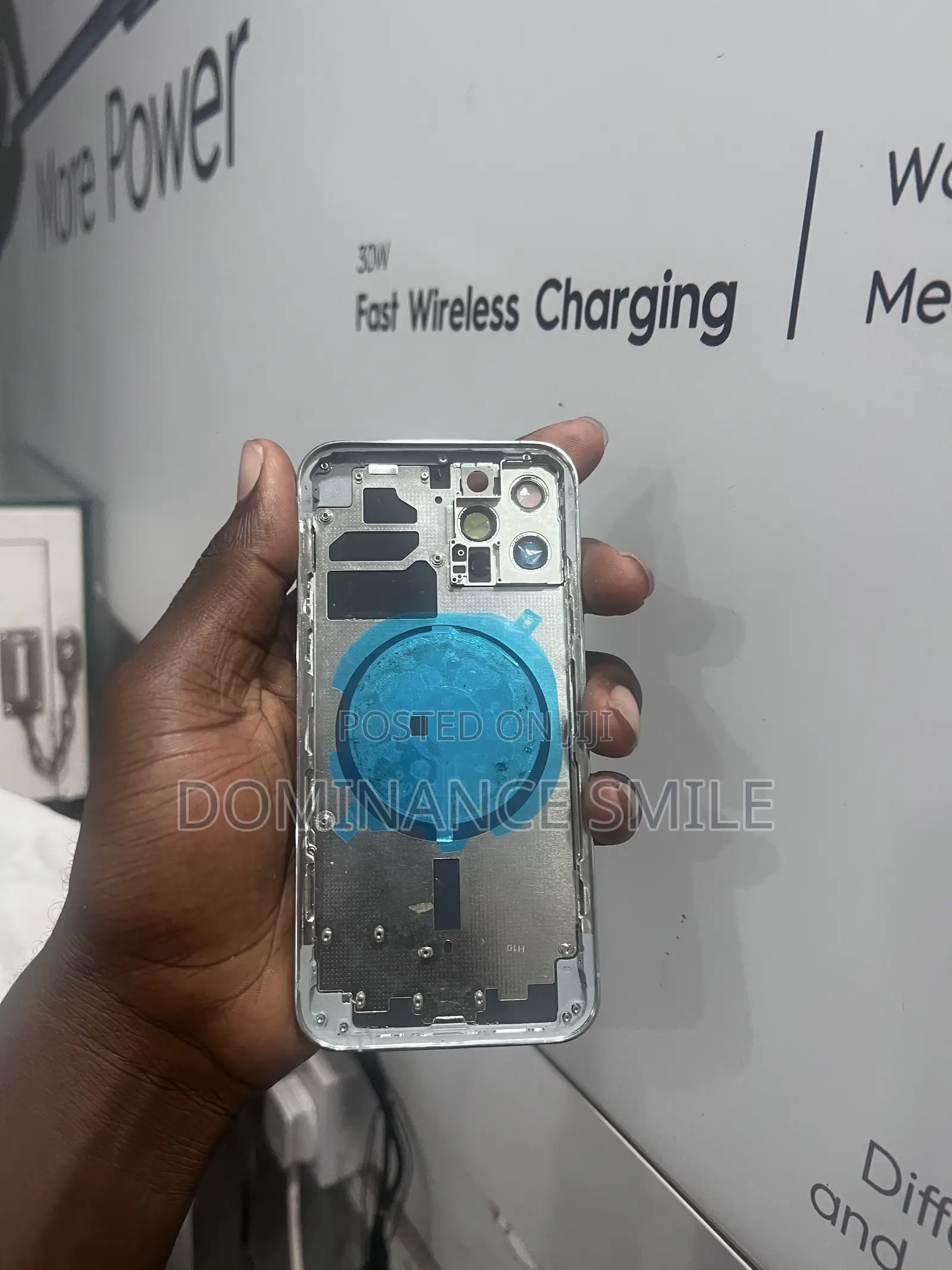 iPhone 12 Pro Cacase/ Housing/Frame