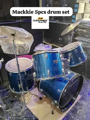 Yamaha Drum Set