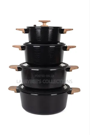 Luxurious Classic Black Ceramic Pot
