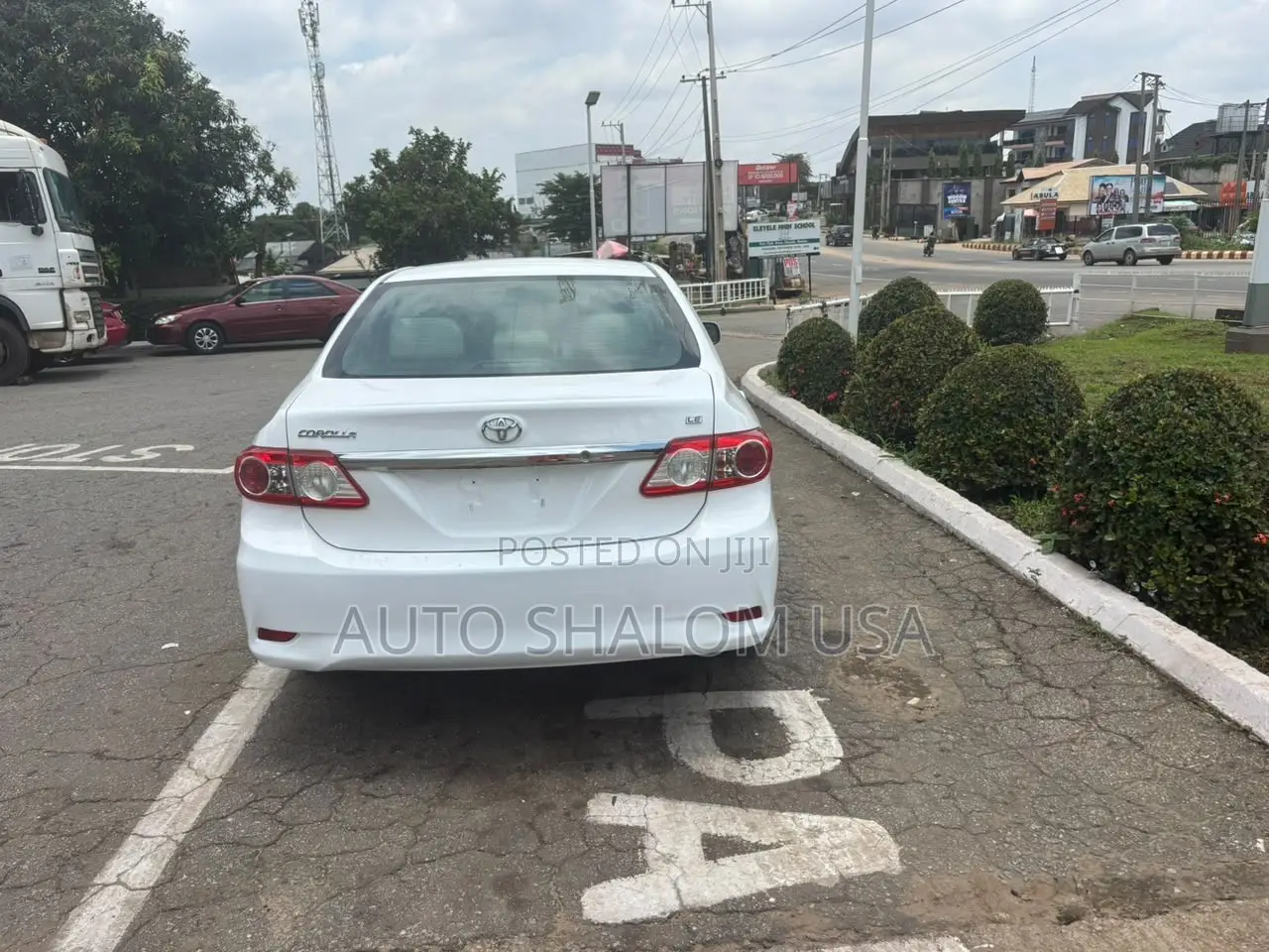 Toyota Corolla 2011 White