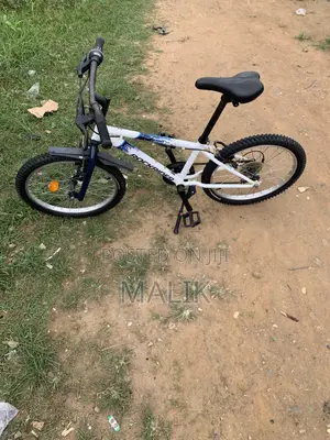 Size 20 Kids Bicycle Very Neat Uk Used