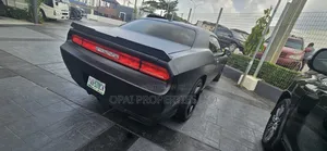 Dodge Challenger 2013