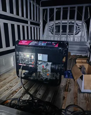 10kva Generator Petro / Diesel