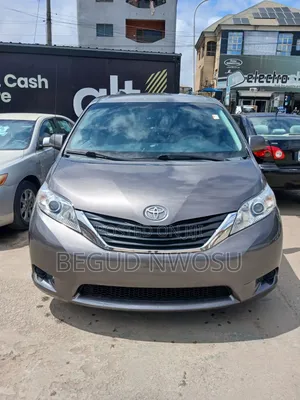 Toyota Sienna 2011 Gray