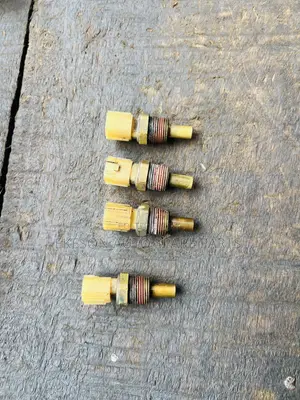 Engine Coolant Temperature Sensor for Chrysler,dodge,jeep