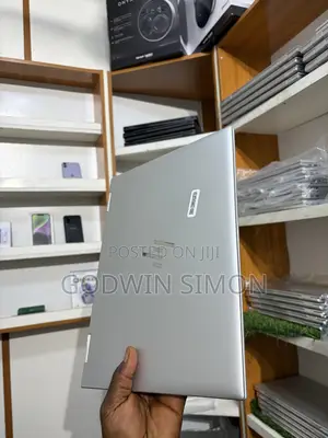 Laptop HP EliteBook x360 1040 G10 16GB Intel Core i7 SSD 512GB