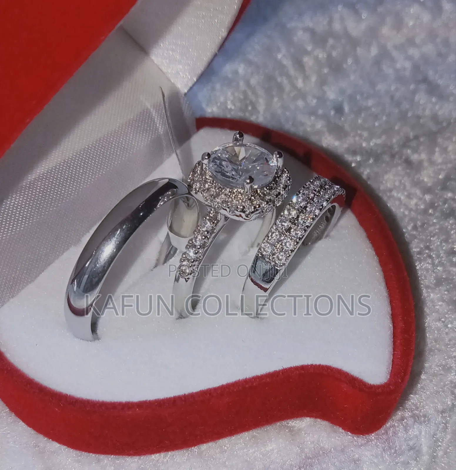 Silver Wedding Ring Set