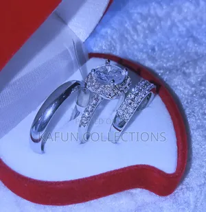 Silver Wedding Ring Set