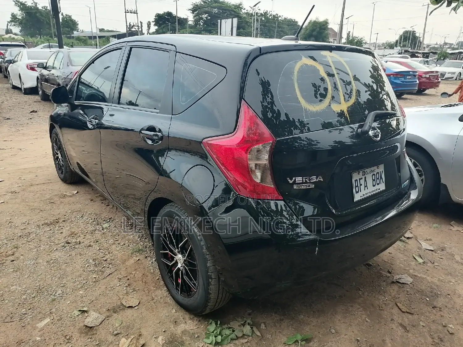Nissan Versa 2014 Black