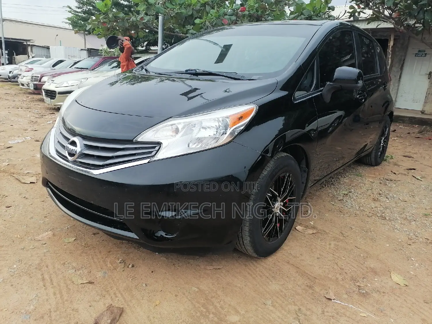 Nissan Versa 2014 Black