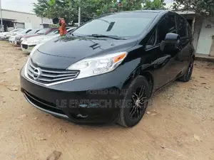 Nissan Versa 2014 Black