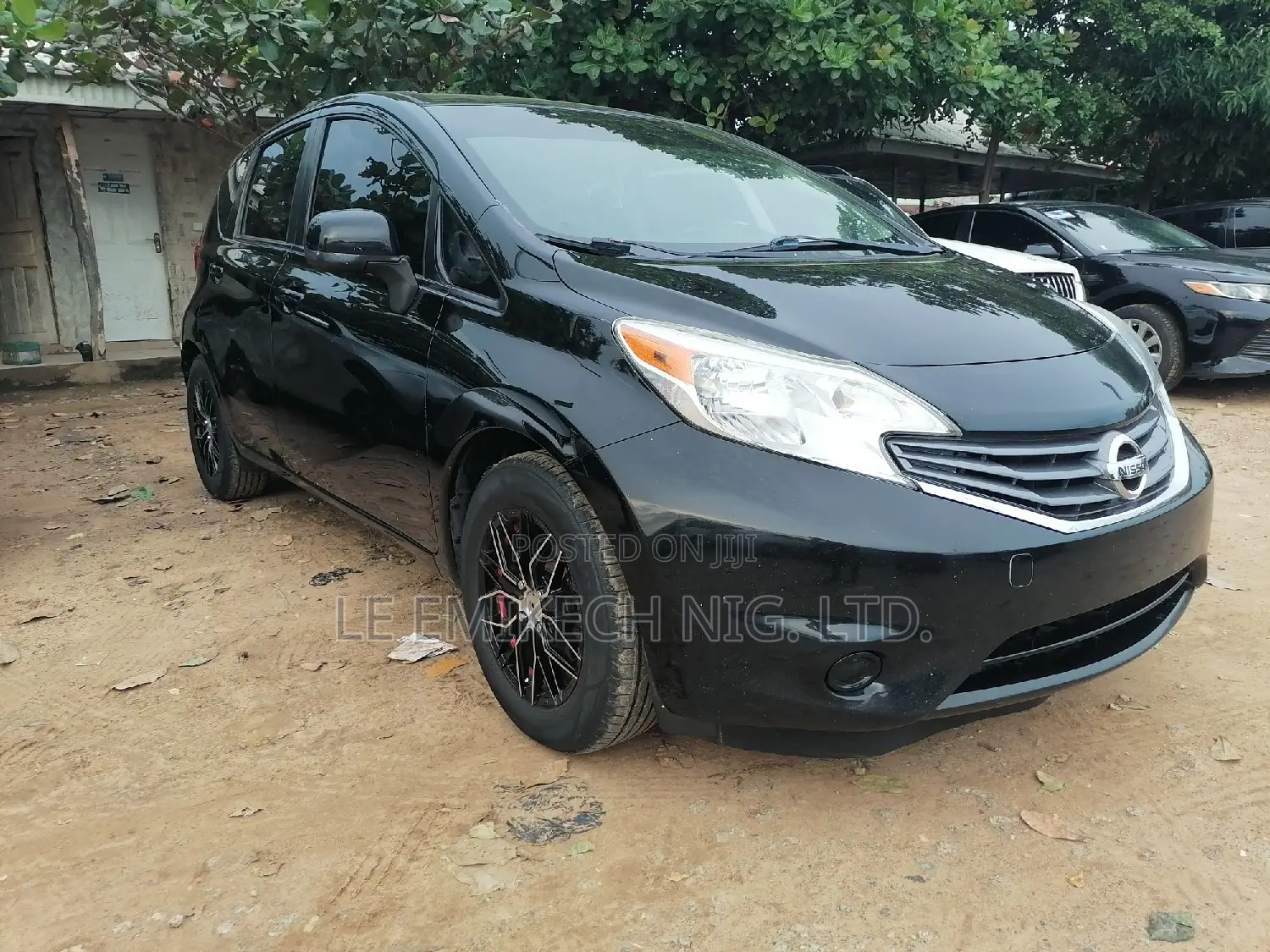 Nissan Versa 2014 Black