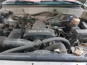 Toyota Tundra 2005 Silver