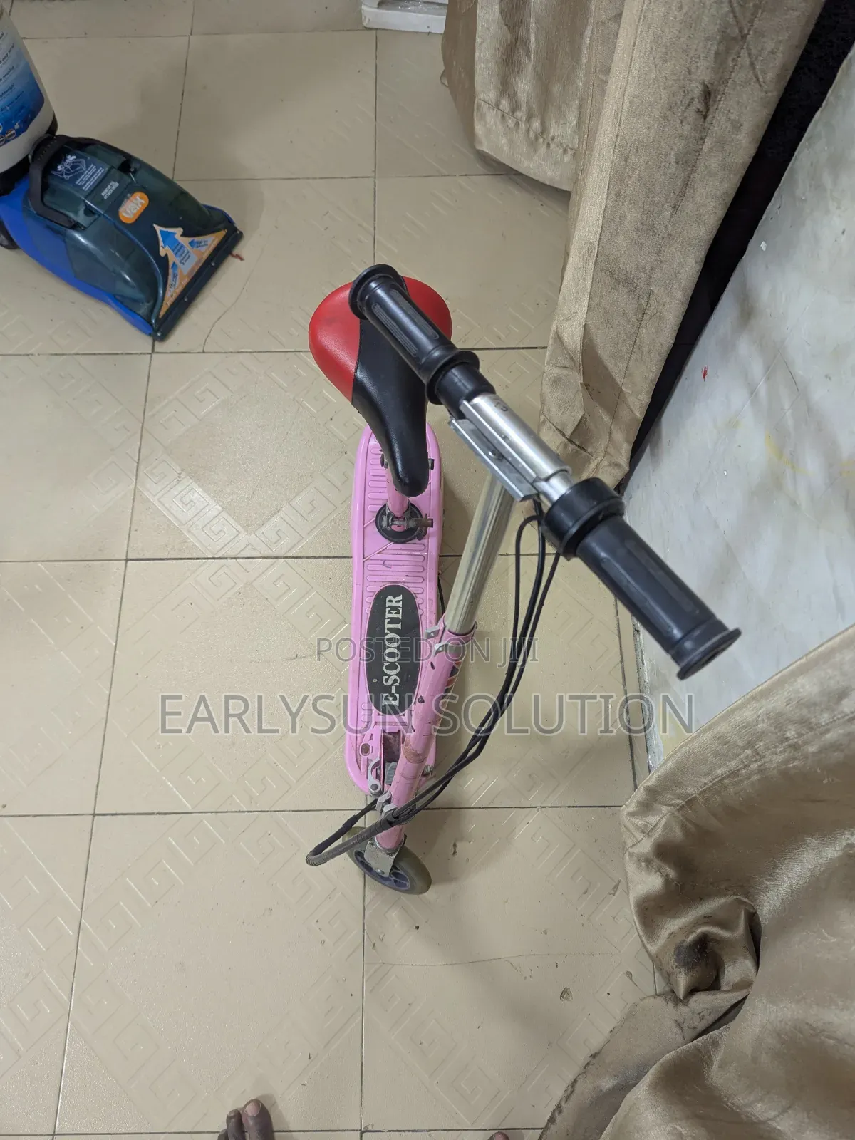 Kids E-Scooter, Rechargeable and Used