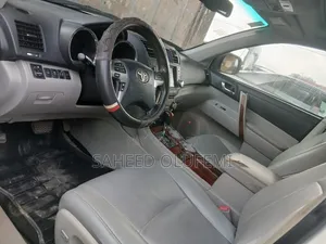 Toyota Highlander 2012 White