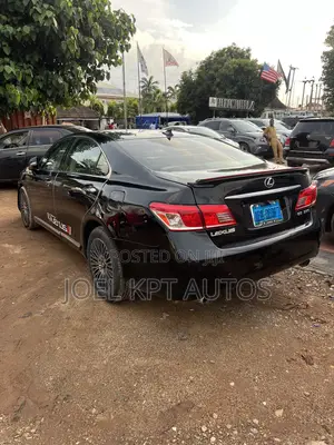 Lexus ES 2012 Black