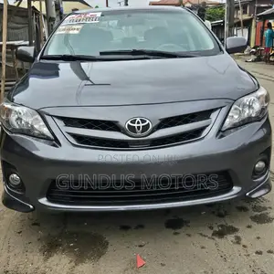 Toyota Corolla S 4dr Sedan (1.8L 4cyl 4A) 2011 Gray