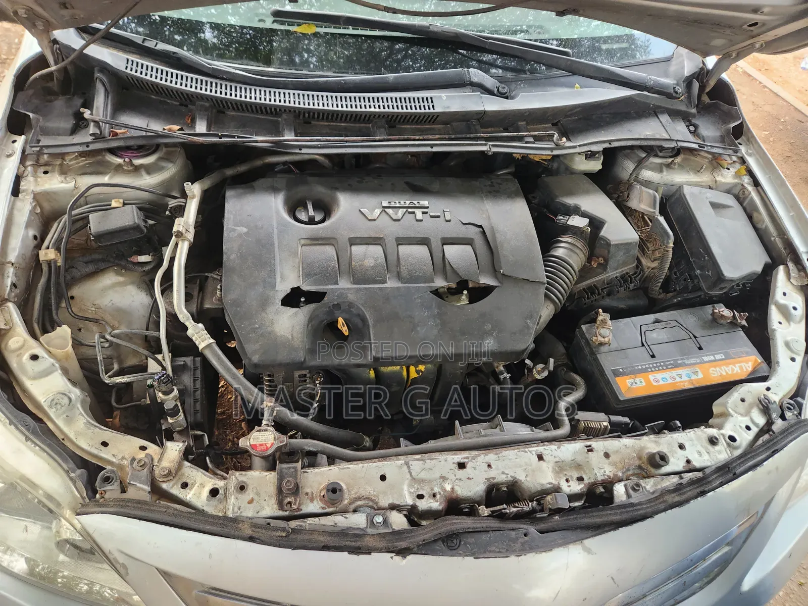 Toyota Corolla 2010 Silver