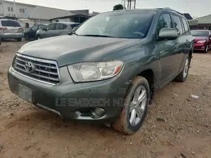 Toyota Highlander 2009 Green