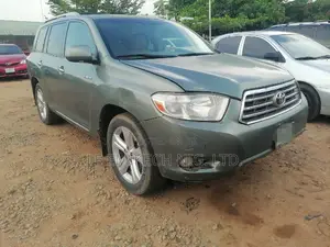 Toyota Highlander 2009 Green