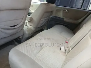 Toyota Highlander 2005 Gray