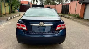 Toyota Camry 2010 Blue
