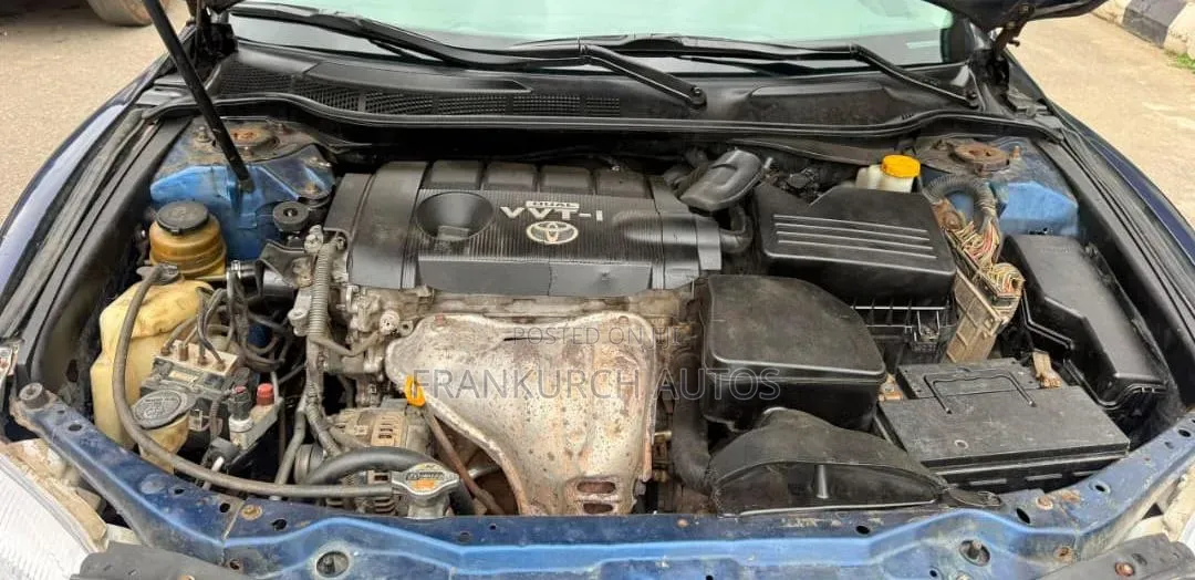 Toyota Camry 2010 Blue