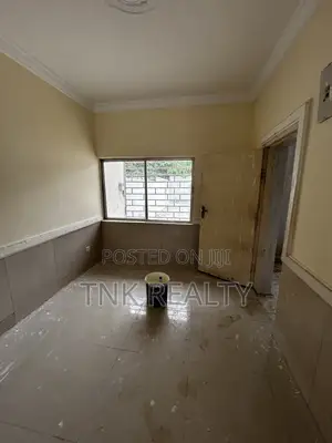 4bdrm Duplex in Kado for rent