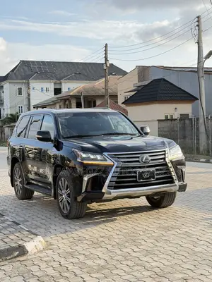 Lexus LX 570 (5 seats) AWD 2017 Black