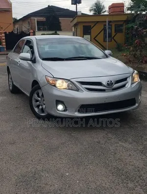 Toyota Corolla 2010 Silver