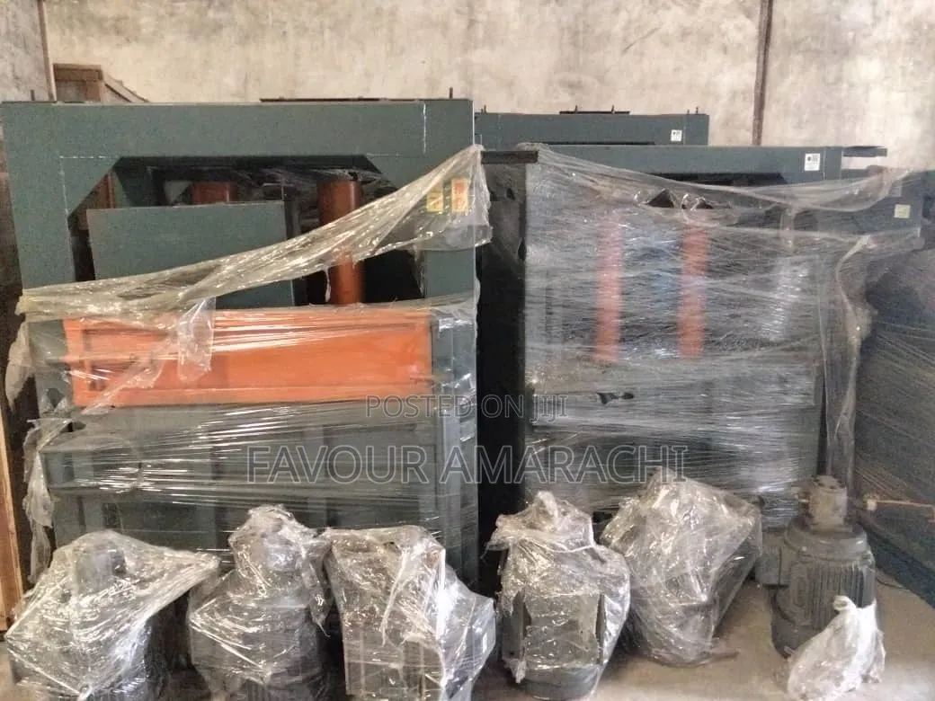 Bailing Machine