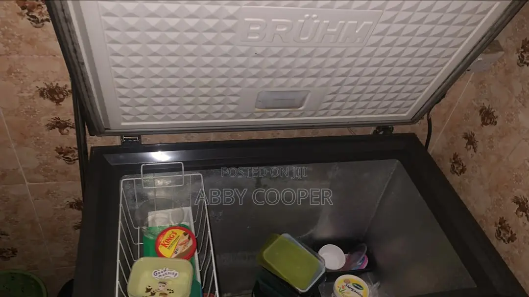 Use Bruhm Deep Freezer 200l