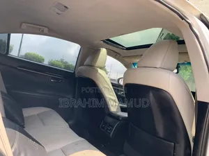 Lexus ES 2013 White