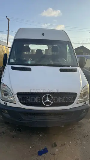 Mercedes-Benz Sprinter 2010 White