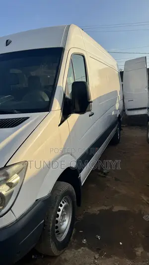Mercedes-Benz Sprinter 2010 White