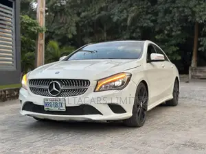 Mercedes-Benz CLA-Class CLA 250 4MATIC Sedan 2018 White
