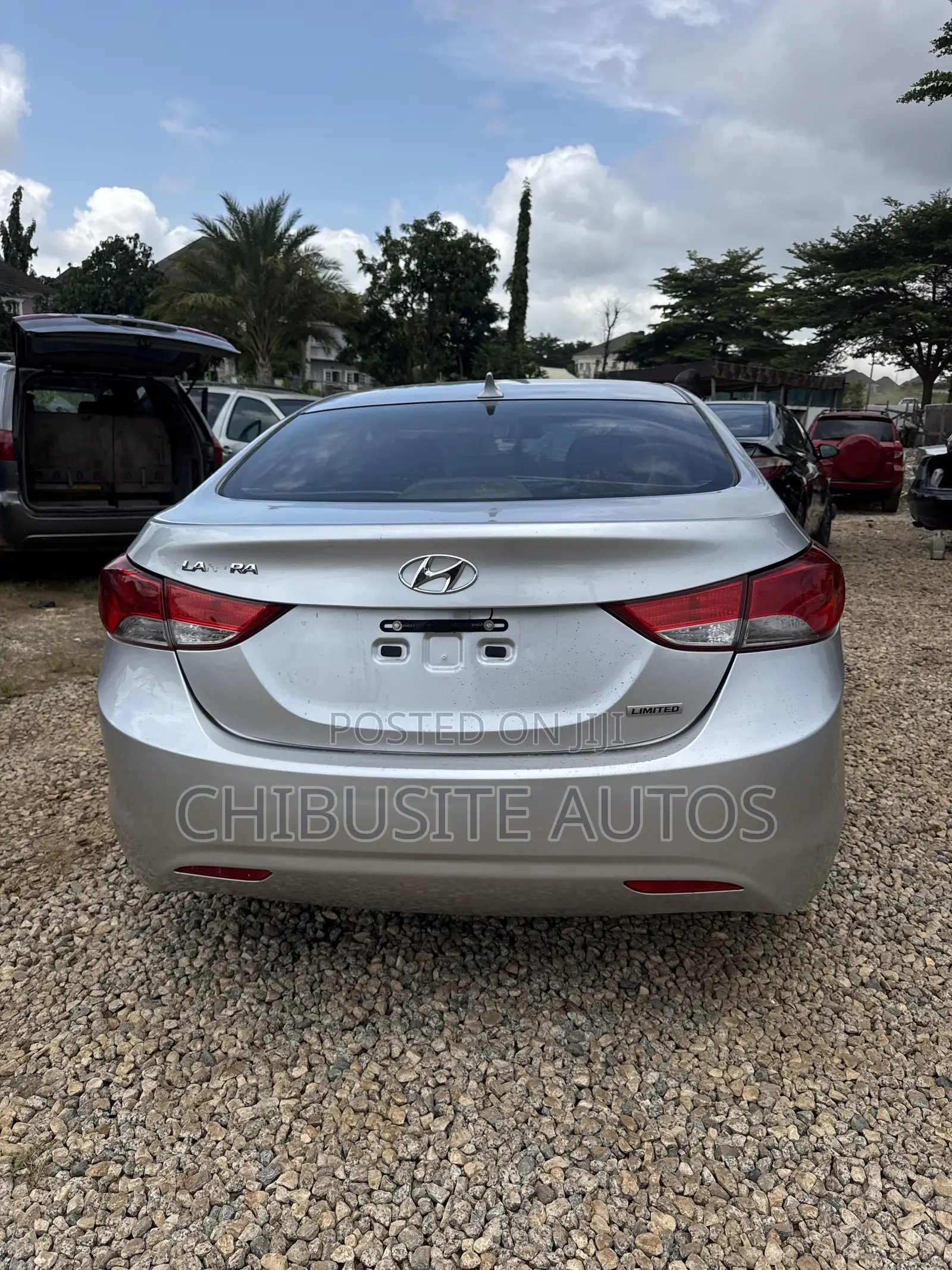 Hyundai Elantra 2012 Silver