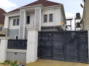 Furnished 5bdrm Duplex in Gaduwa for sale