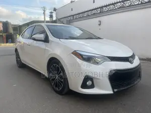 Toyota Corolla 2014 White