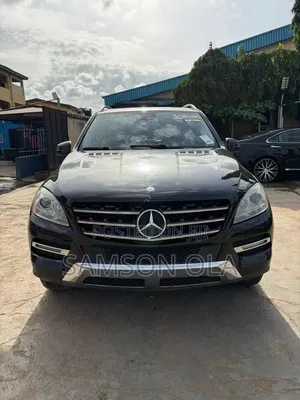 Mercedes-Benz M Class ML350 4dr SUV (3.5L 6cyl 7A) 2014 Black