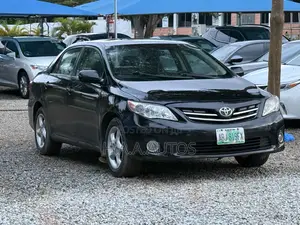 Toyota Corolla 2013 Black
